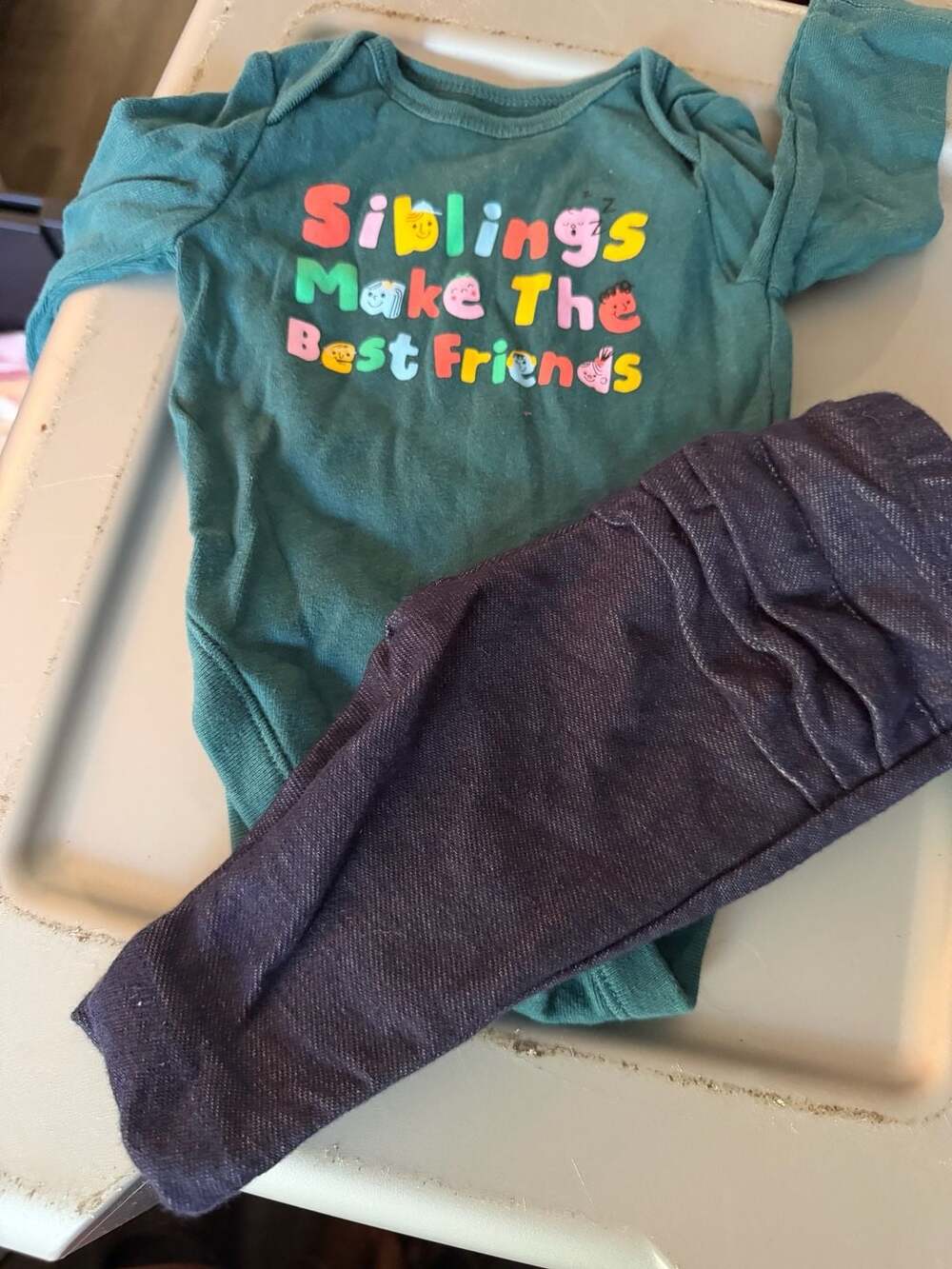 Old Navy Siblings Make The Best Friends Bodysuit And Denim Pants Outfit 0-3M